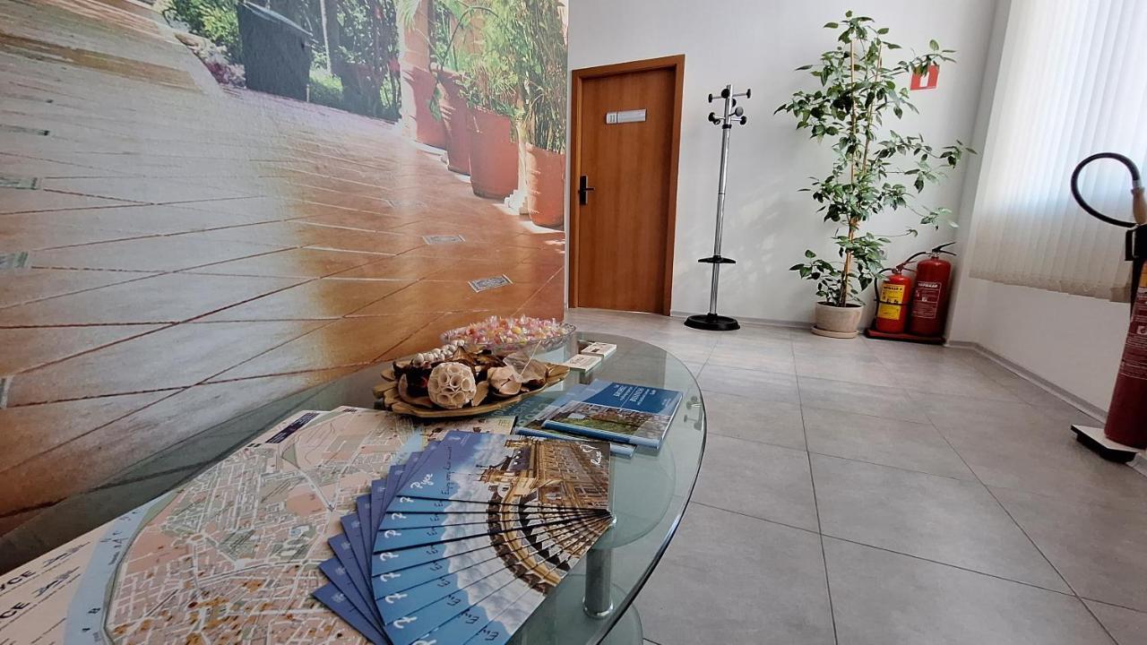 Hostel Canto Ruse Exterior photo